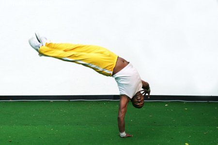 United Capoeira mit 4 Meistern Werbeplakat