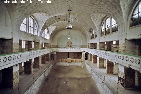 House im Hallenbad Werbeplakat