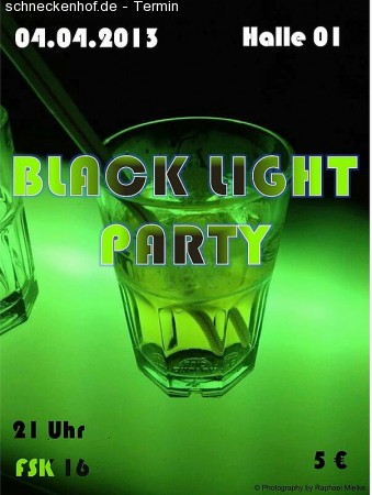 Die hotteste Black Light Party Werbeplakat